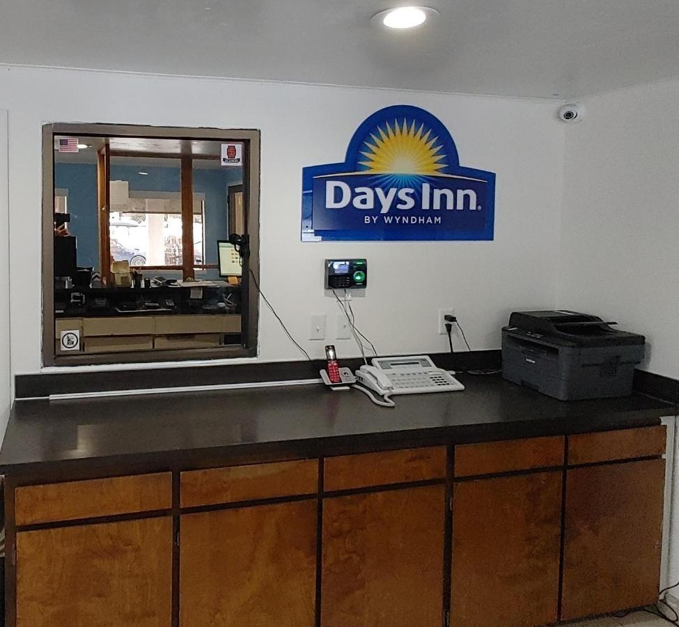 Days Inn By Wyndham Pocatello University Area Esterno foto