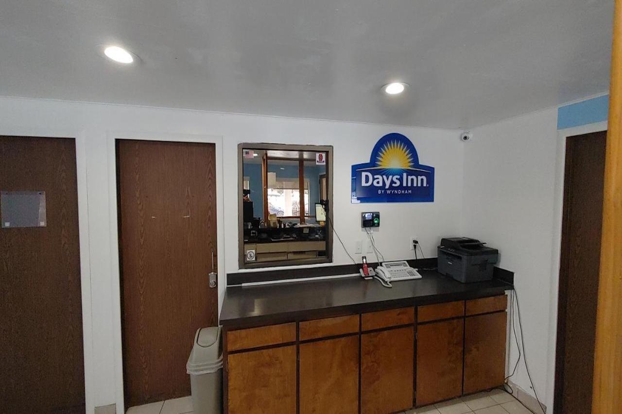 Days Inn By Wyndham Pocatello University Area Esterno foto
